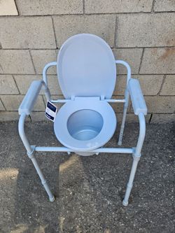 Commode
