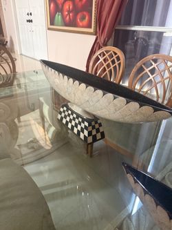 Black and White Decorative Bowl with Pedestal Stand