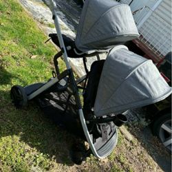 Double Stroller Graco Ready To Grow $249 Is Still AVAILABLE NE Phila No Lower Offers