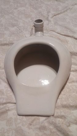 Antique porcelain ceramic bedpan chamber pot urinal
