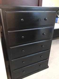 Jumbo dresser