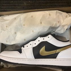 Jordan 1 Low Gold Swoosh Brand New