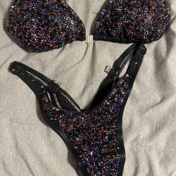 Women’s Physique/ Figure Competition Bikini