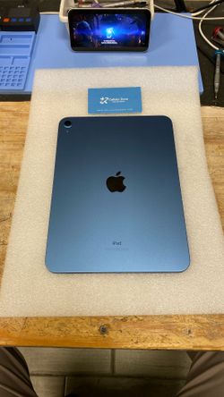 Apple iPad 10th Gen 64gb WiFi - Bulverde Rd