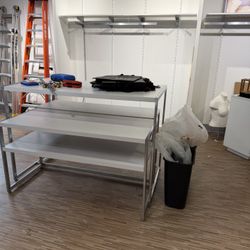 Displays And Mannequins