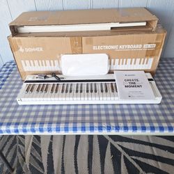 Electric Keyboard 