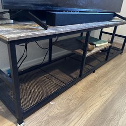 TV STAND 
