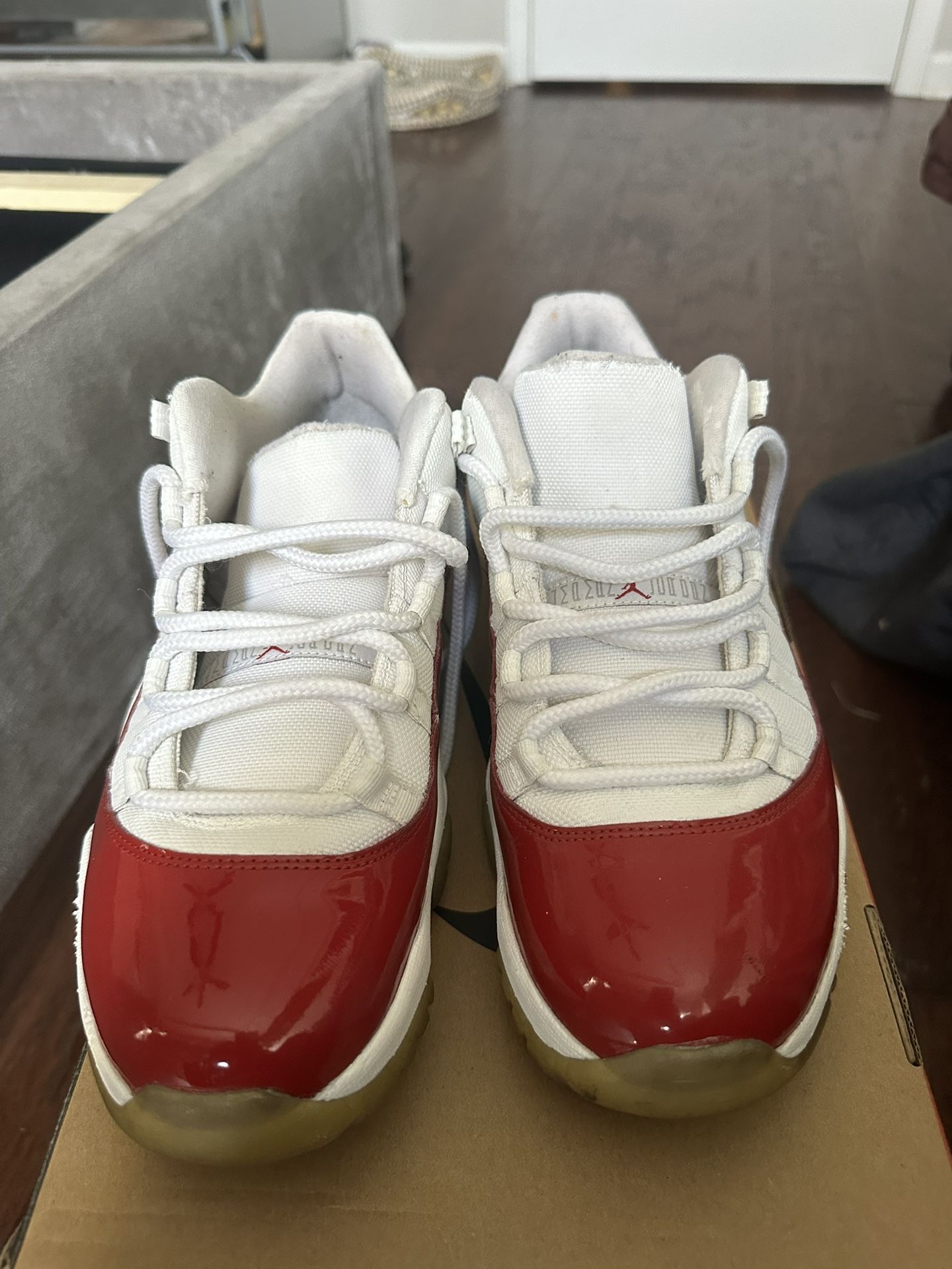 Air Jordan Retro 11 Low Cherry