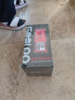 Brand new gt4000 jump starter