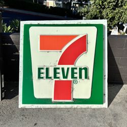 7/11 Sign