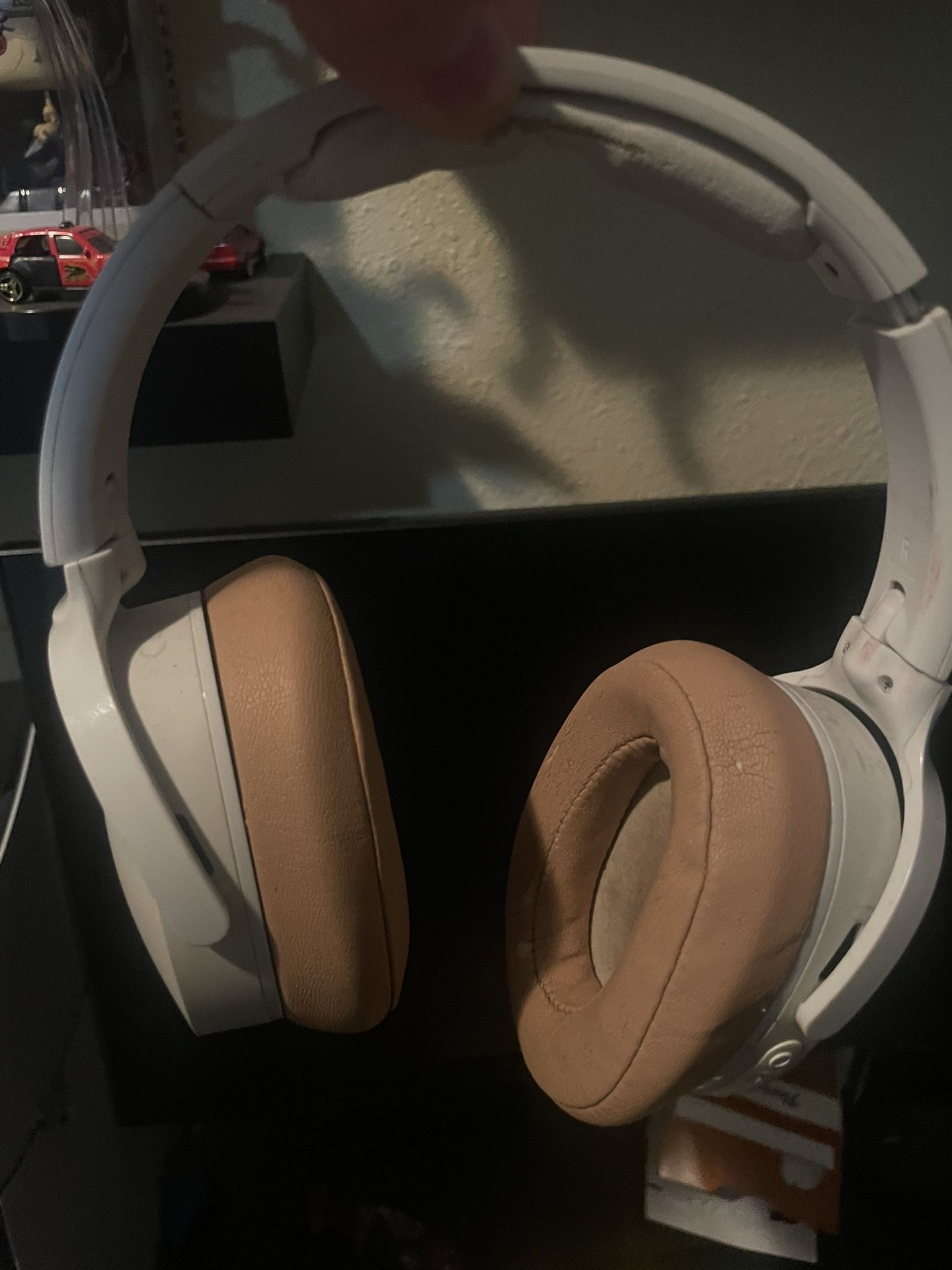 Skull Candy- Hesh ANC Headphones