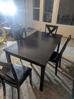 Dining Table Set – Table + 4 Chairs