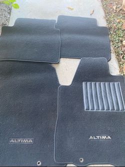 ALTIMA FLOOR MATS 2012