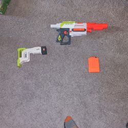 Nerf Gun(Mag Included)