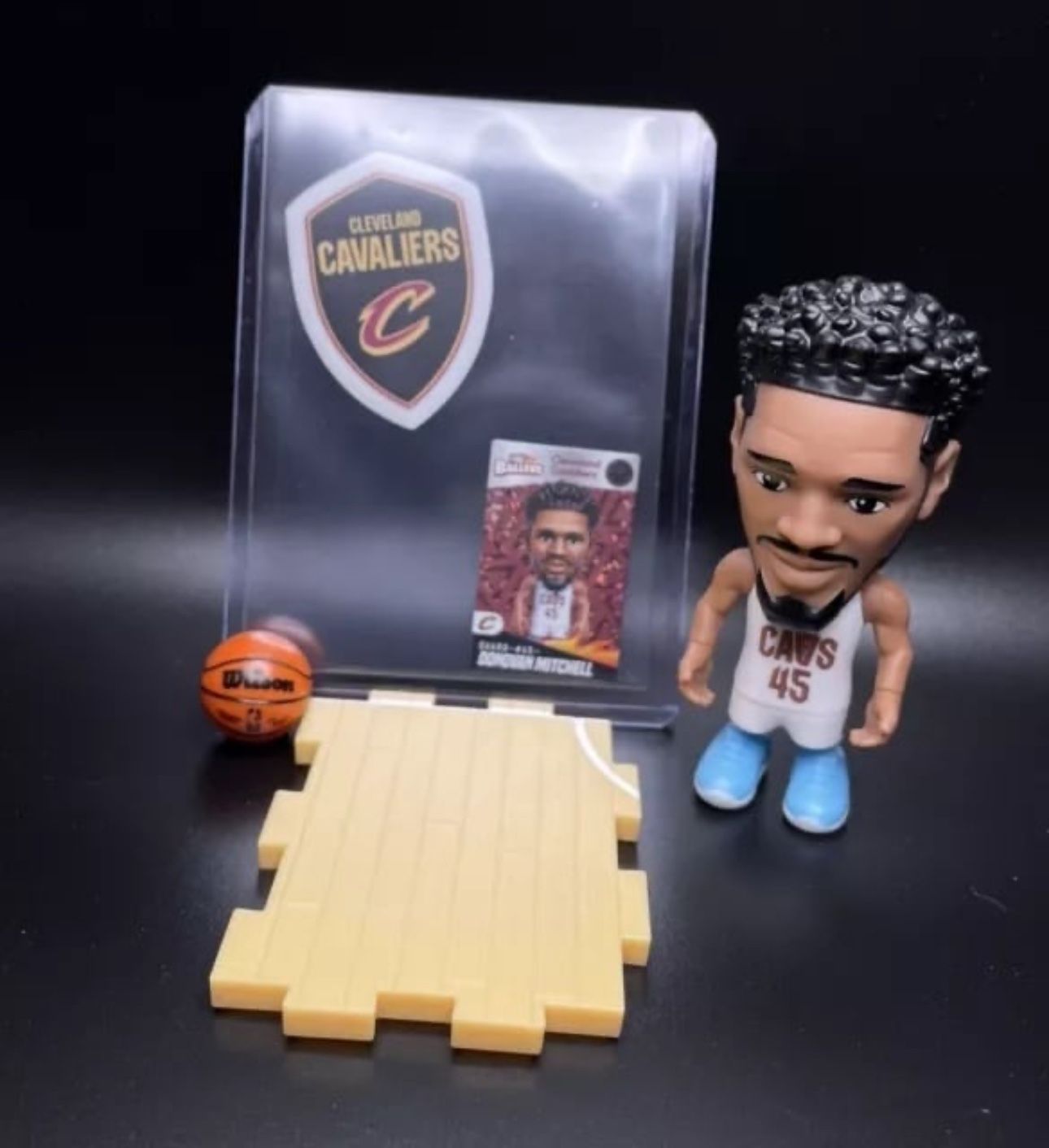 Donovan Mitchell Zuru Mini Brands 5 Surprise NBA Ballers