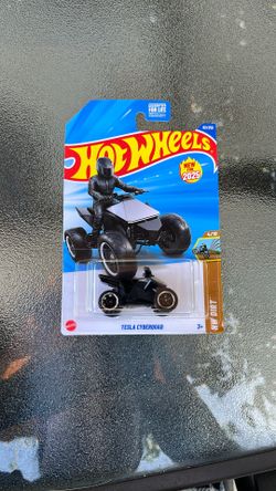 Cyber quad hot wheels 