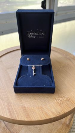 Disney Enchanted Jewelry Set NEW 