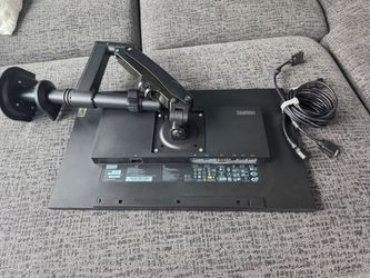 ThinkVision Monitor 24 inch with Desk Scan