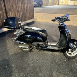 2008 Scooter 150cc Fully Automatic Clean Title In Hand Street Legal