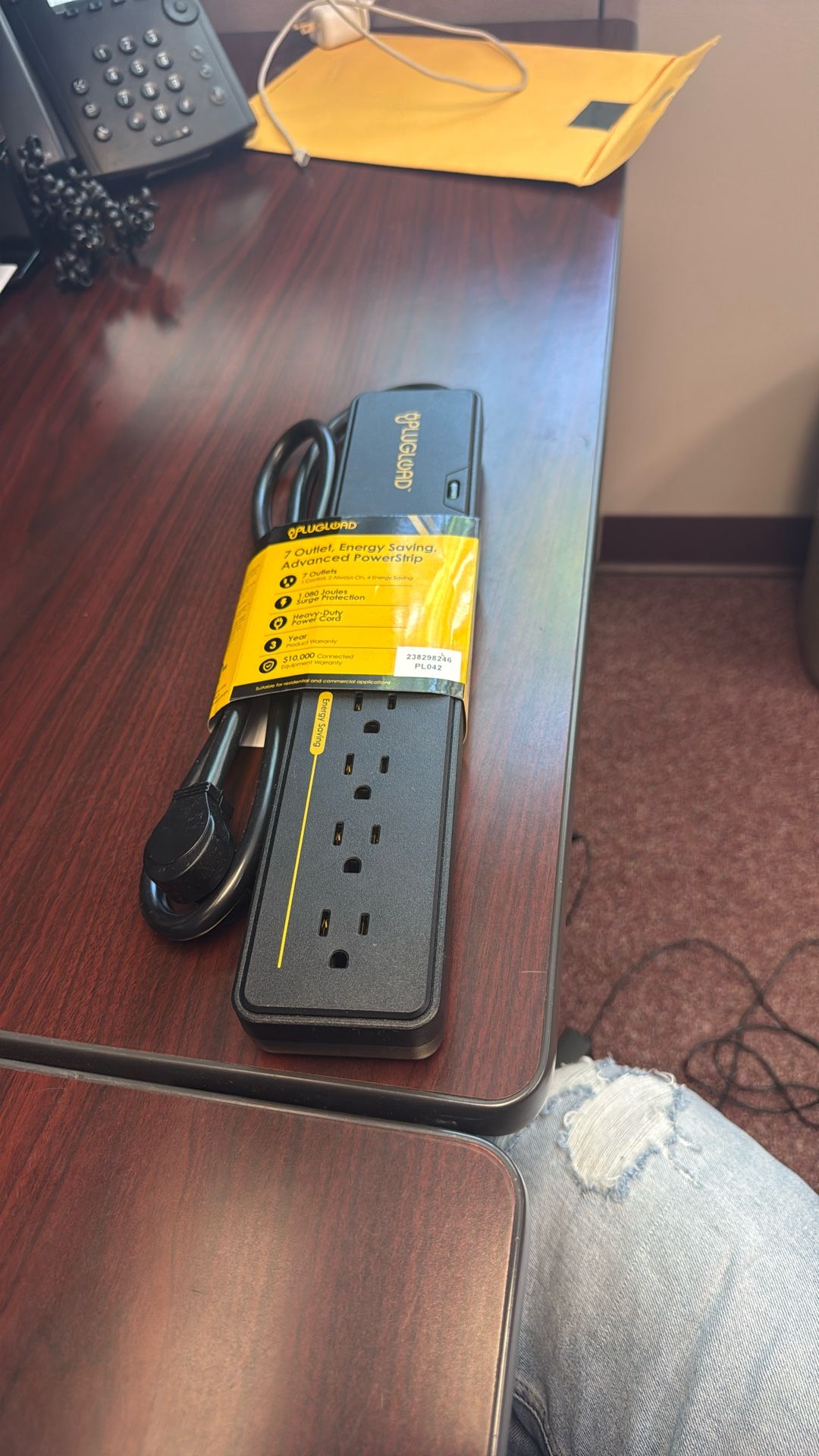 Plug Load 7 Outlet Power Strip