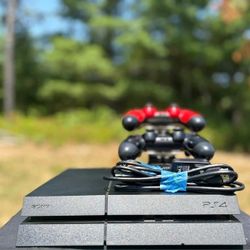 Sony PlayStation 4 Bundle – 2 Controllers + Charging Dock