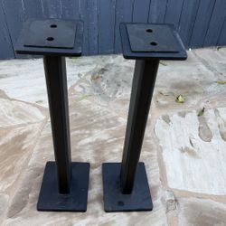1 Pair Of Speaker Stands 36”