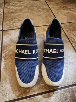 Michael kors womans shoes size 5