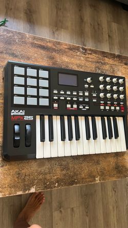 AKAI MPK 25