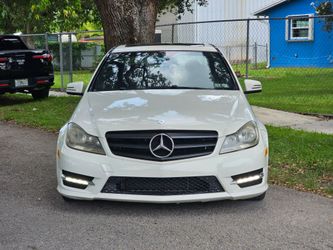 2012 Mercedes-Benz C-300