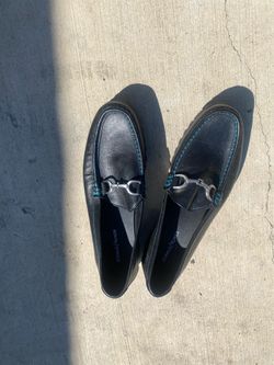 Donald pliner loafers fits 10-10.5
