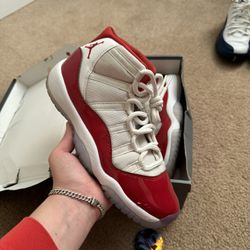 Jordan 11 Cherry Size 7Y No Box $85