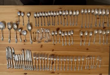 Rose Point by Wallace Sterling Silver Flatware Set 93 Pieces