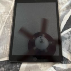 iPad New  $100 Today HMU Great Dealers