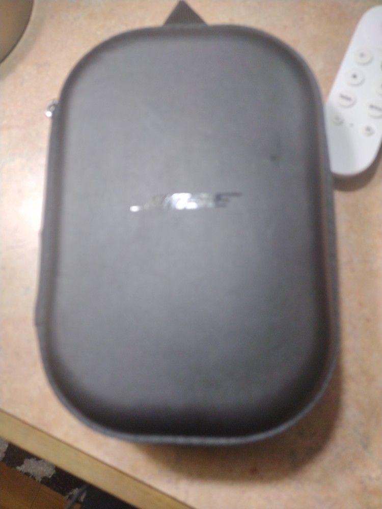 Bluetooth Headphones Bose $160