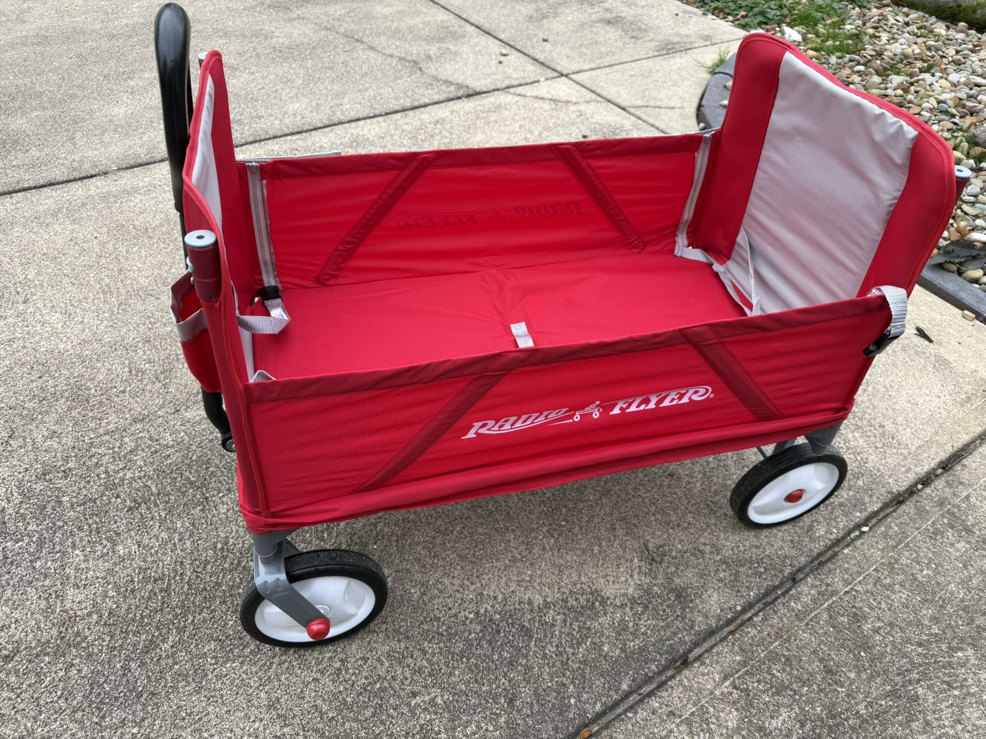 Radio Flyer 3 In 1 EZ Fold Wagon 