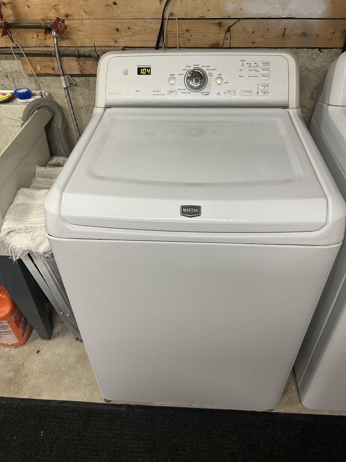 Maytag bravos Washer