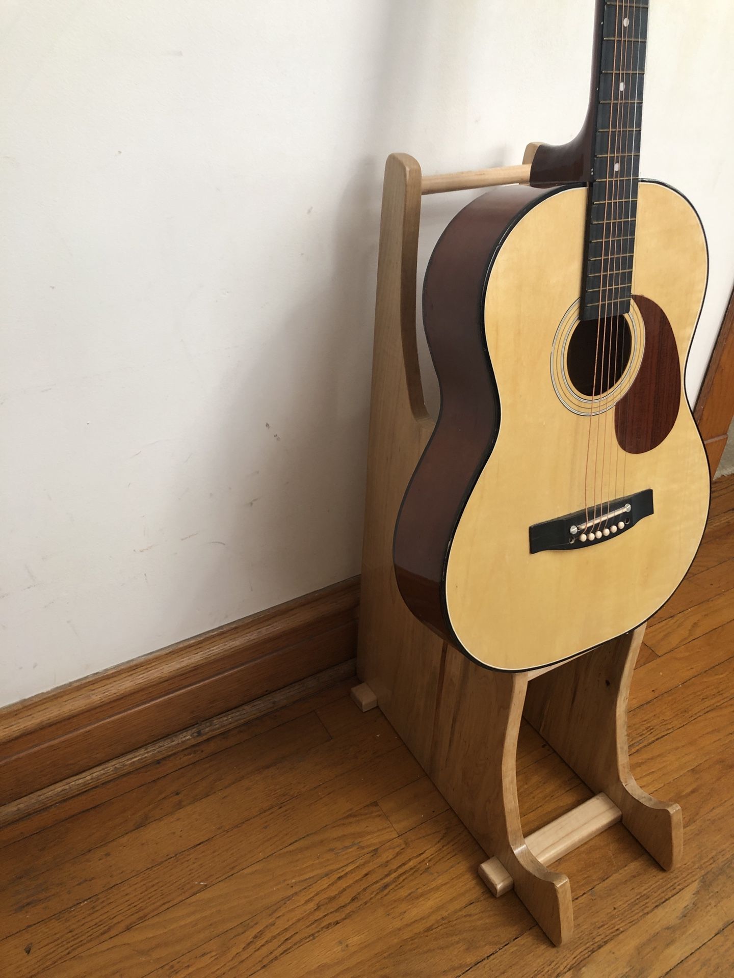 Guitar/ Musical Instrument Display Stand