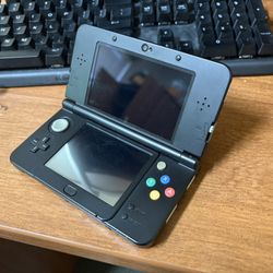 Nintendo New 3DS (Japanese Model) - Black w/ Rare Plate X - Great Condition
