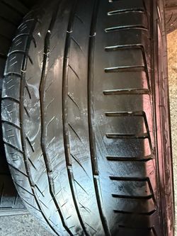 255/45R19 one tire good year Electric Drive GT