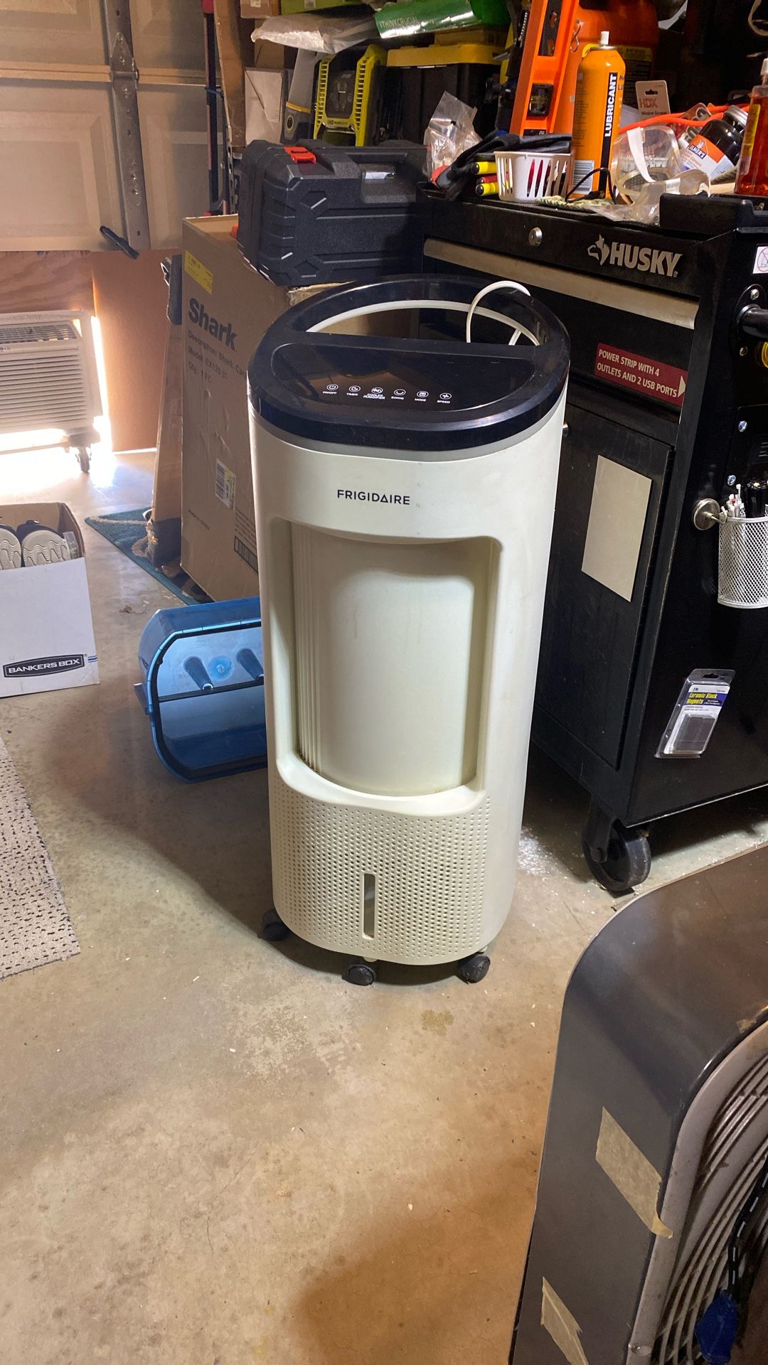 Frigidaire Cooler Humidifier AC Ice $50 Firm