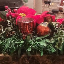 4 Christmas Candle Centerpiece