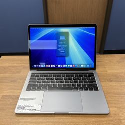 13" inch MacBook Pro Touchbar*1TB SSD*16GB RAM*2.7Ghz Intel Core i7
