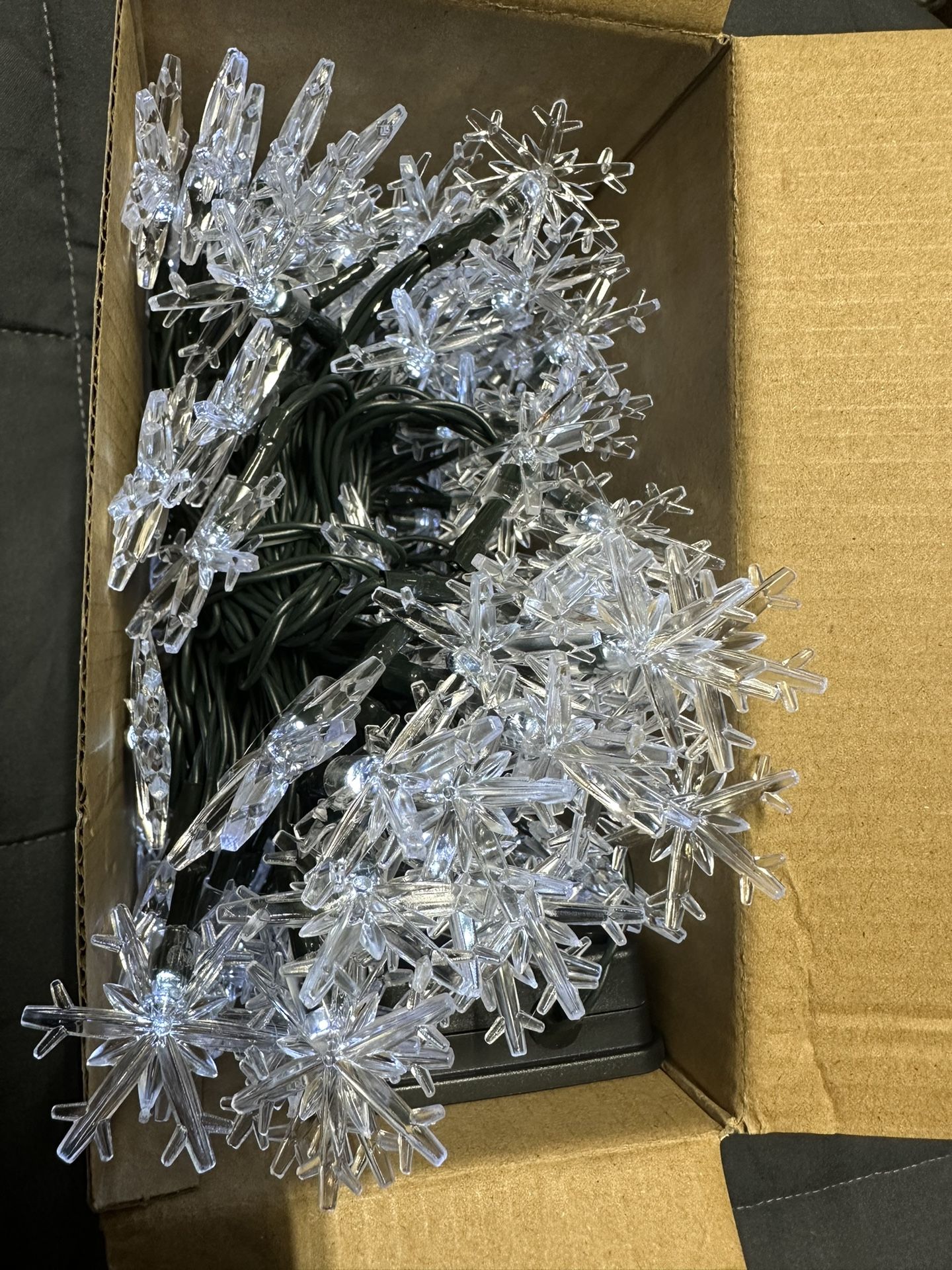 Twinkle Star Solar Christmas Snowflake String Lights 2-Pack 100 LED 66FT Outdoor Waterproof Fairy Lights with 8 Lighting Modes for Wedding, Party, Tre