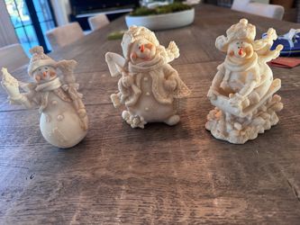 Set of 3 White Resin Snowman Figurines