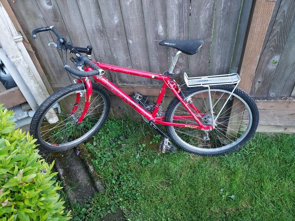 Cannondale Beast Of The East, 26inch Rims Men's Bike