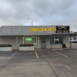 Smoke Shop Business For Sale In Beaumont, TX