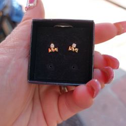 14K Small diamond love earrings