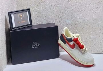 Size 11 - Nike Air Force 1 '07 Premium Low Chicago