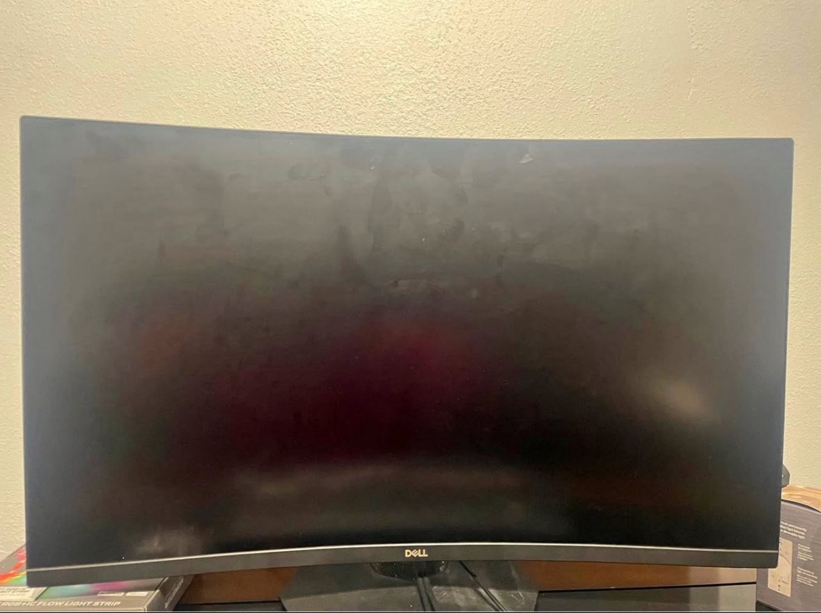 Dell 32” Curved Monitor 