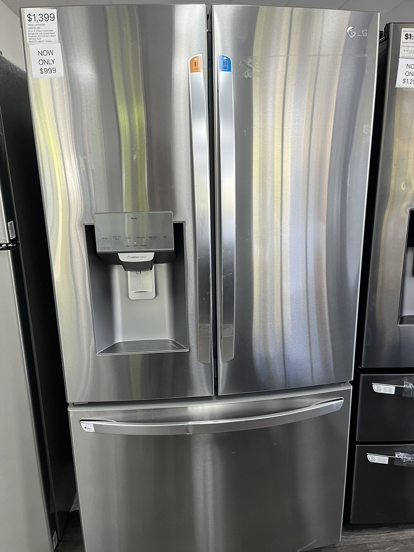 Clearance Sale / NOW$999 Was$2499 Large Capacity French Door Refrigerator With Craft Ice Maker 
